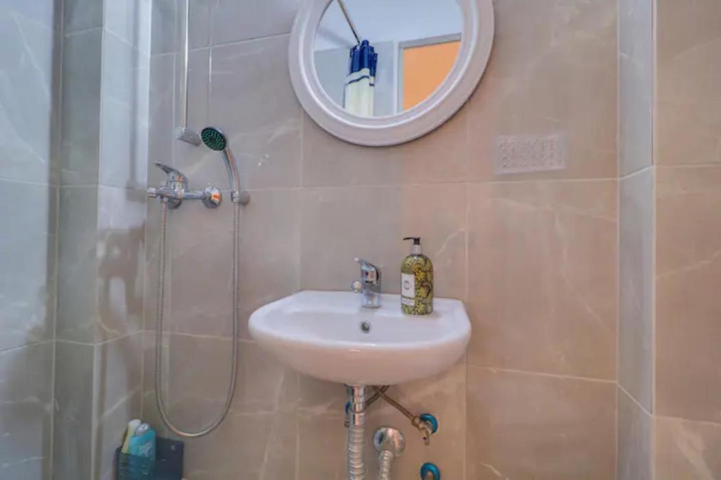 Central Mini & Full Renovated Studio @ Syntagma Athens Luaran gambar